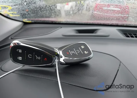 2018 Chevrolet Equinox Premier из США, поврежденный, VIN 3GNAXVEV6JL381012